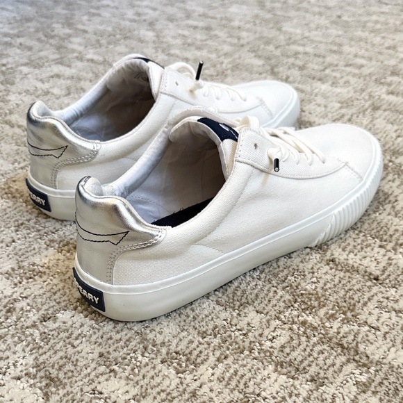 Sperry Seabed LTT Women’s White/Silver Canvas Slip-On Sneaker—9 1/2 - Picture 3 of 9